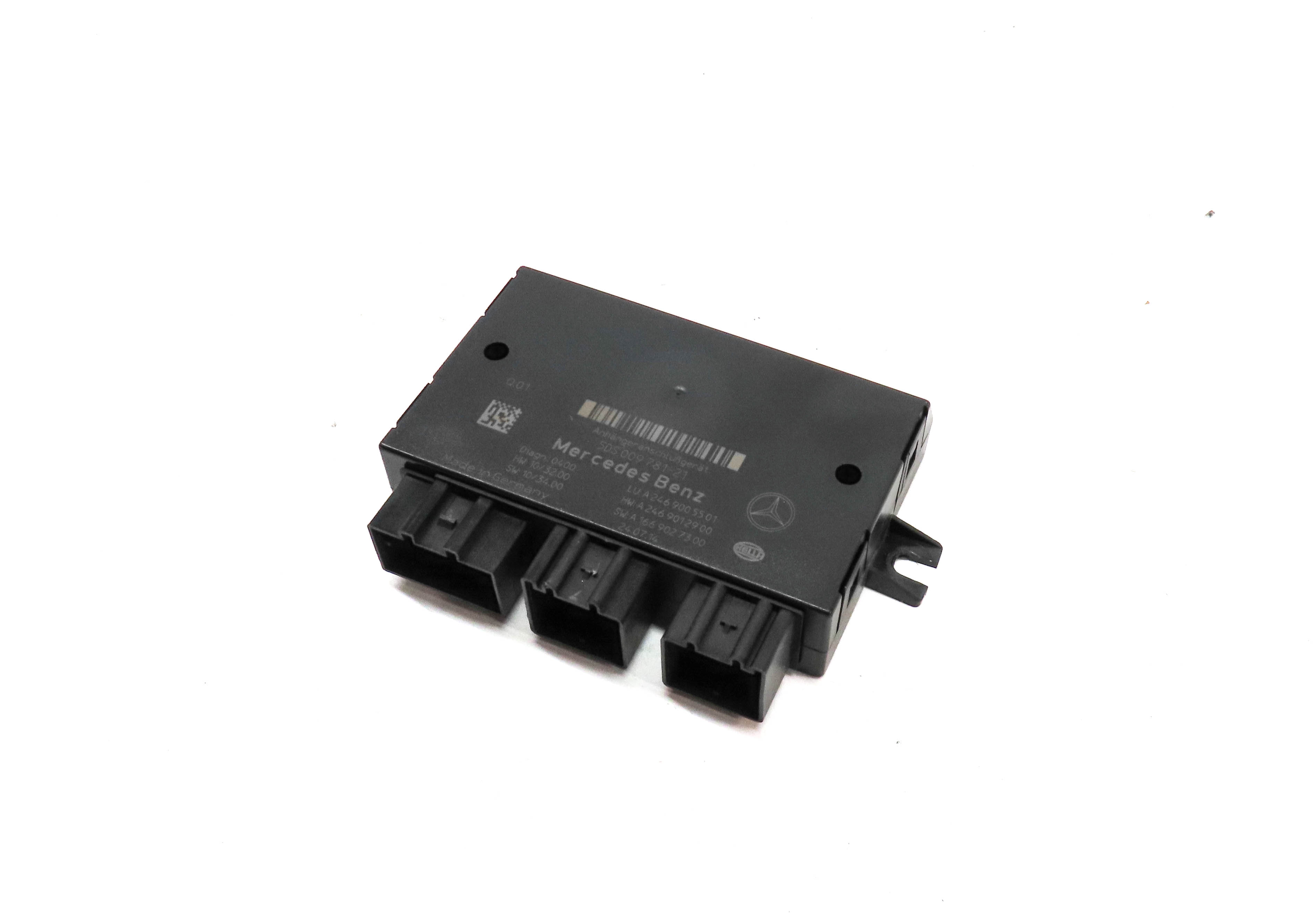 12-17 MERCEDES B250 G550 GL350 GL550 ML350 ML550 (W166 W246 X166) TOWING MODULE — exact item pictured